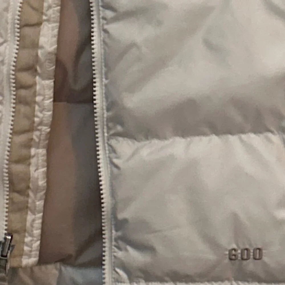 The North Face Y2K White Puffer Vest Insulated Goose Down | Girls XL/Women's XS - Picture 5 of 9